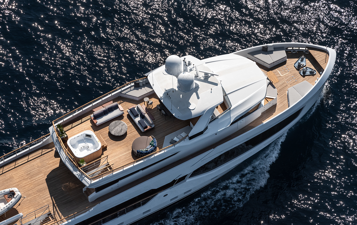 Charter Motor Yacht Azimut 62 Fly